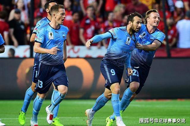 申京在火箭表现出色，成为球队进攻的关键二传手